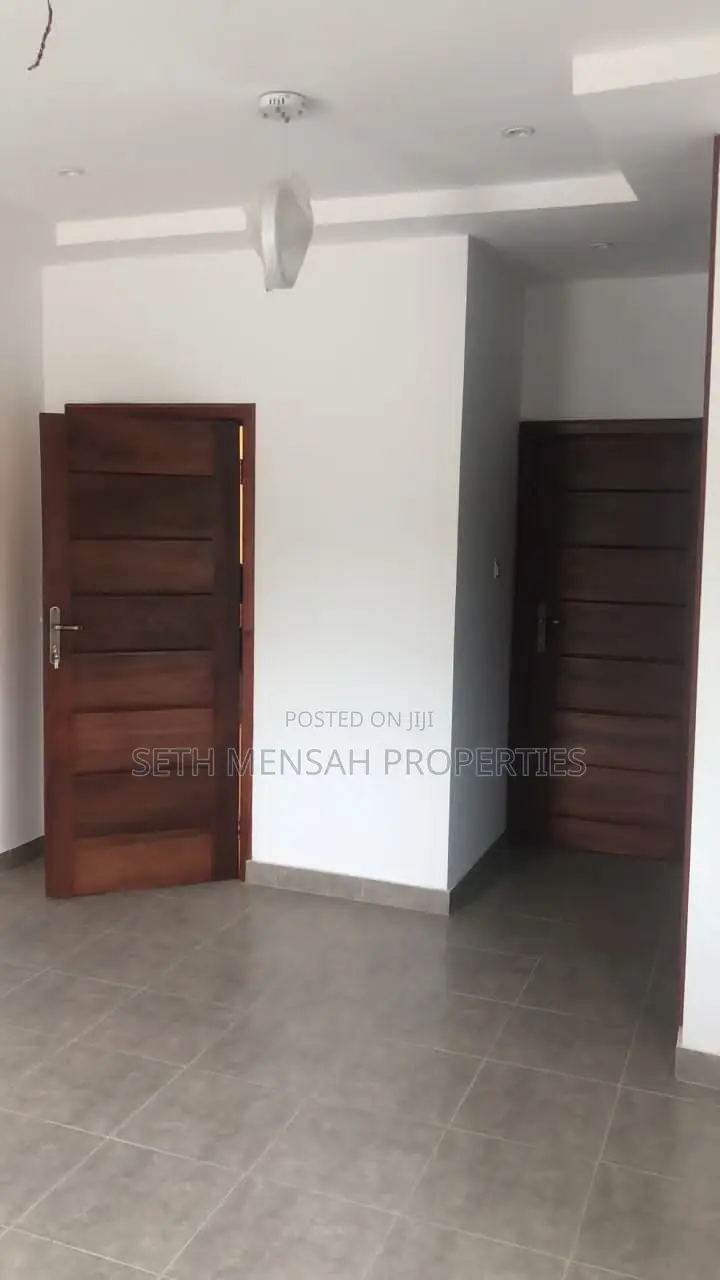 4bdrm House in Skm, Oyarifa Mall Area for sale