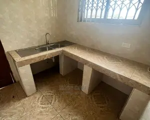 2bdrm Apartment in Awoshie for rent