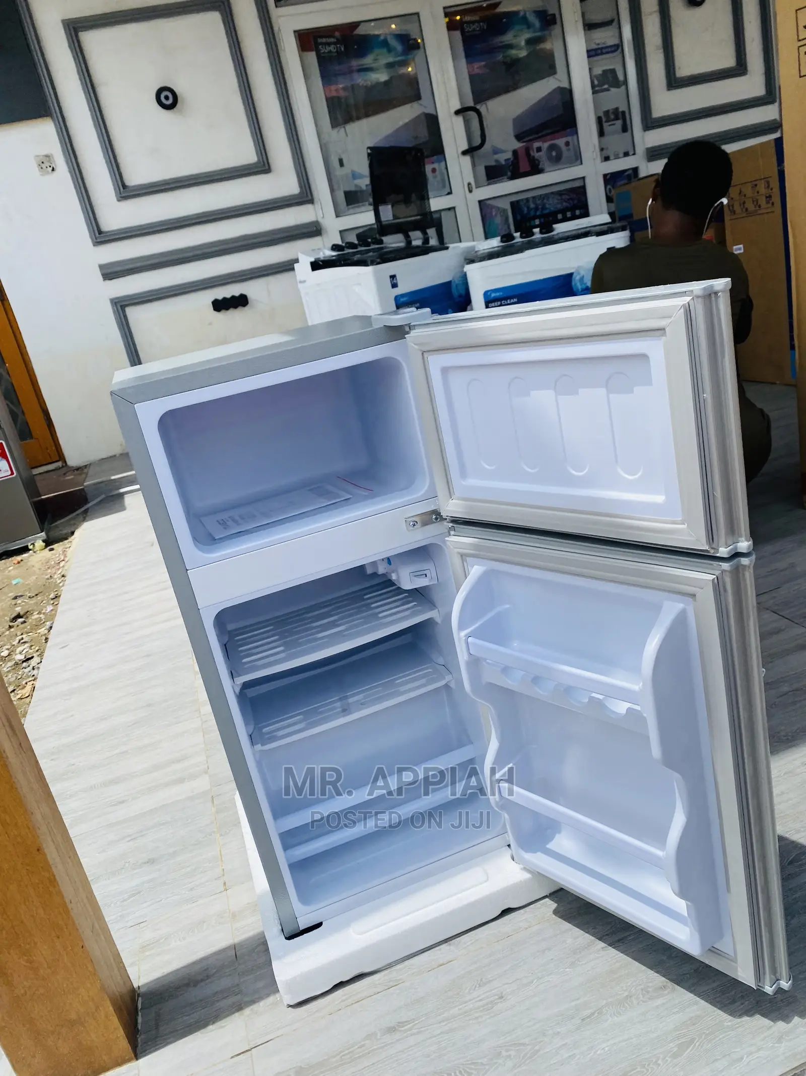 Fresh in Box Pearl PF-10T Single Door Fridge Available.108L