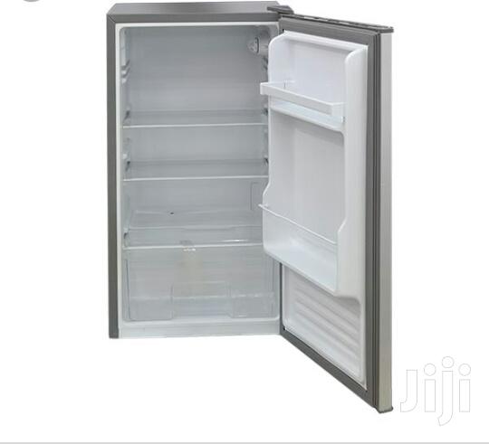 Nasco Single Door Table Top Refrigerator 90L Nasf111s