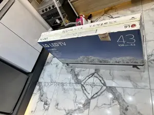 Glossy Black Slim Tv LG LM550 43”LED Display FHD Digital