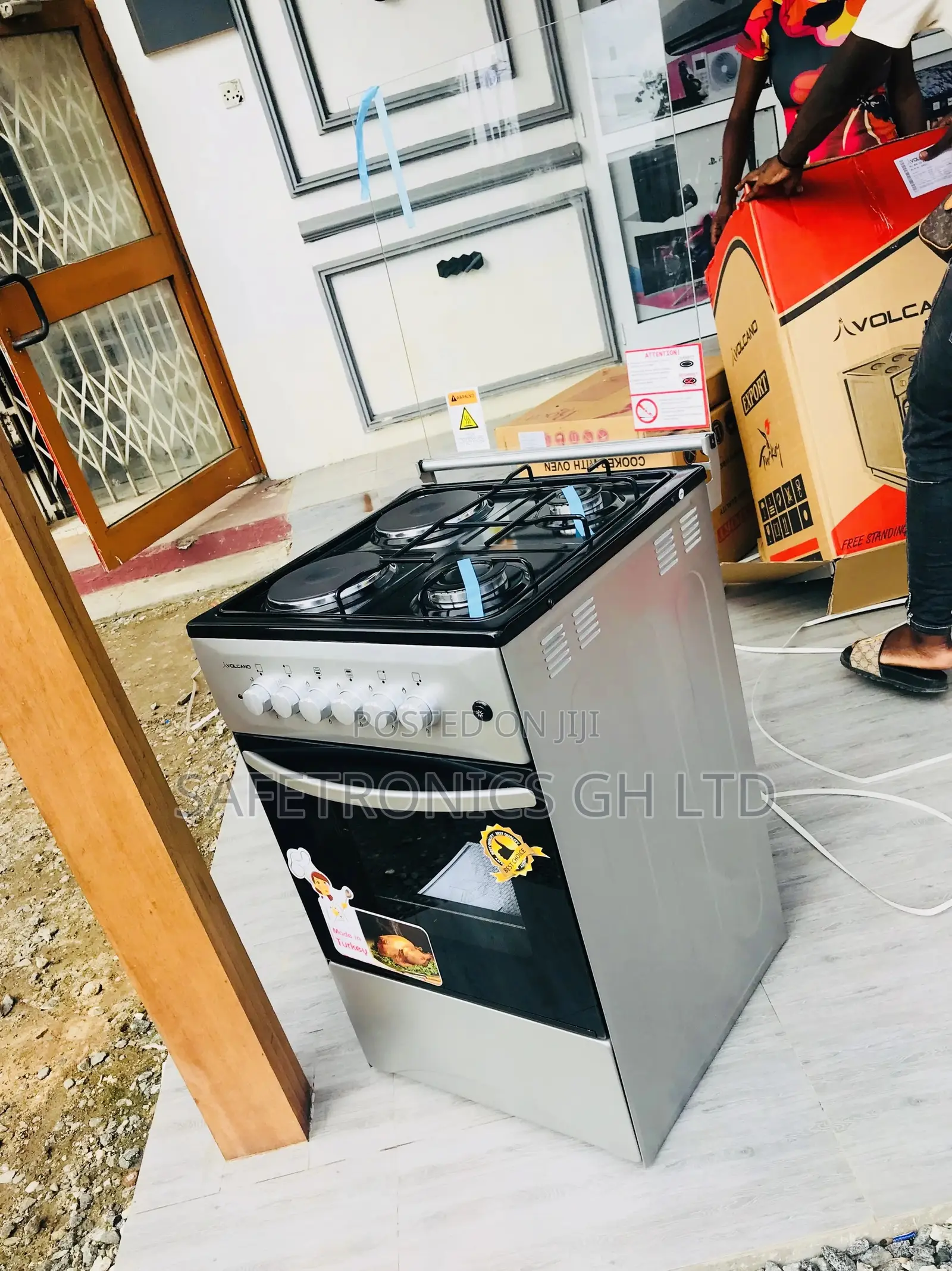 Grab Your Volcano 2 Electric 2 Gas 4 Burner Cooker