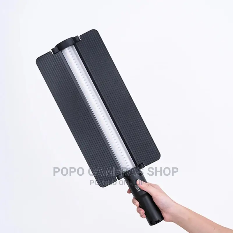 ZGRL RGB Led Stick With Barn Doors