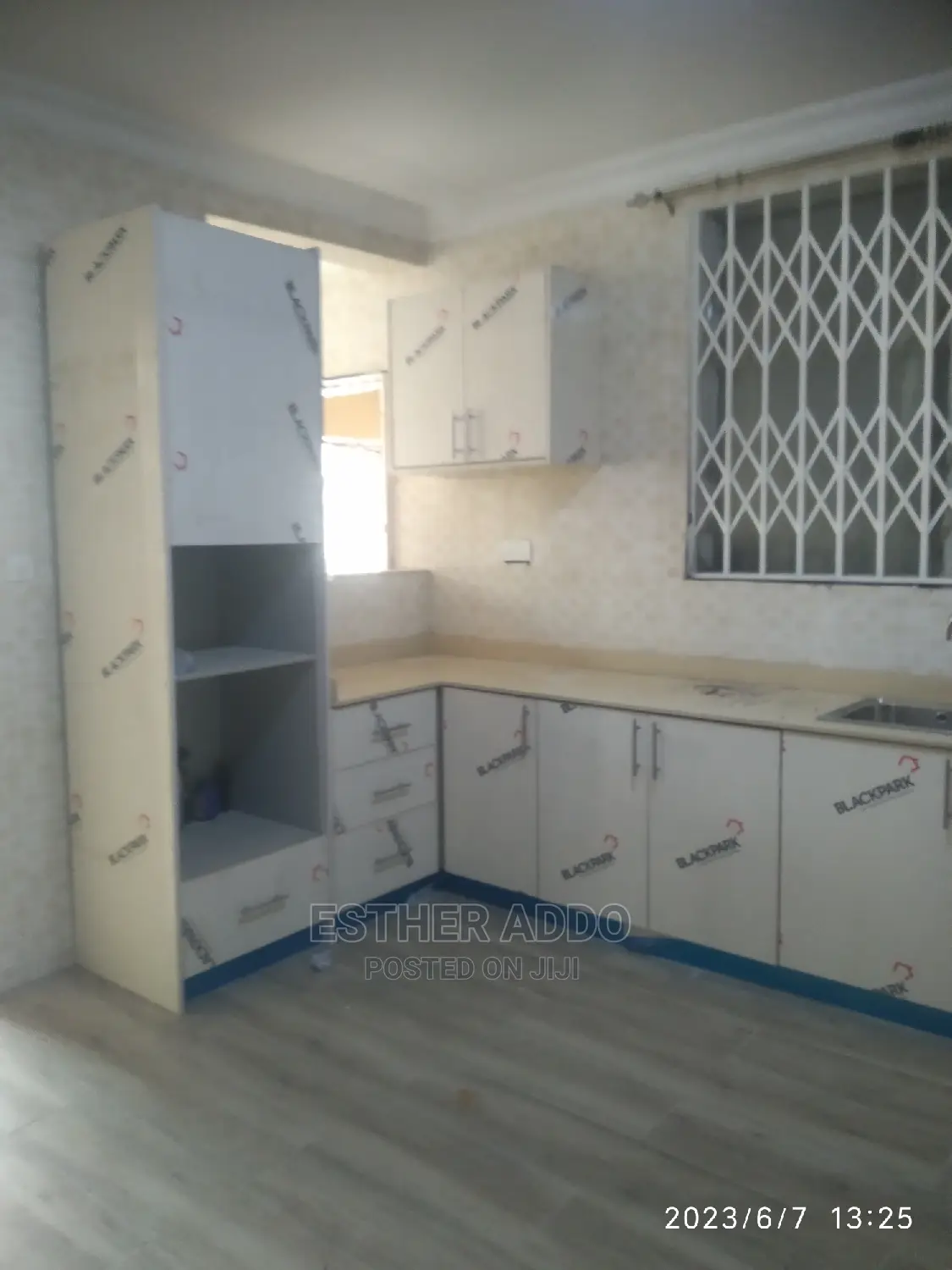 4bdrm Mansion in East Legon for rent