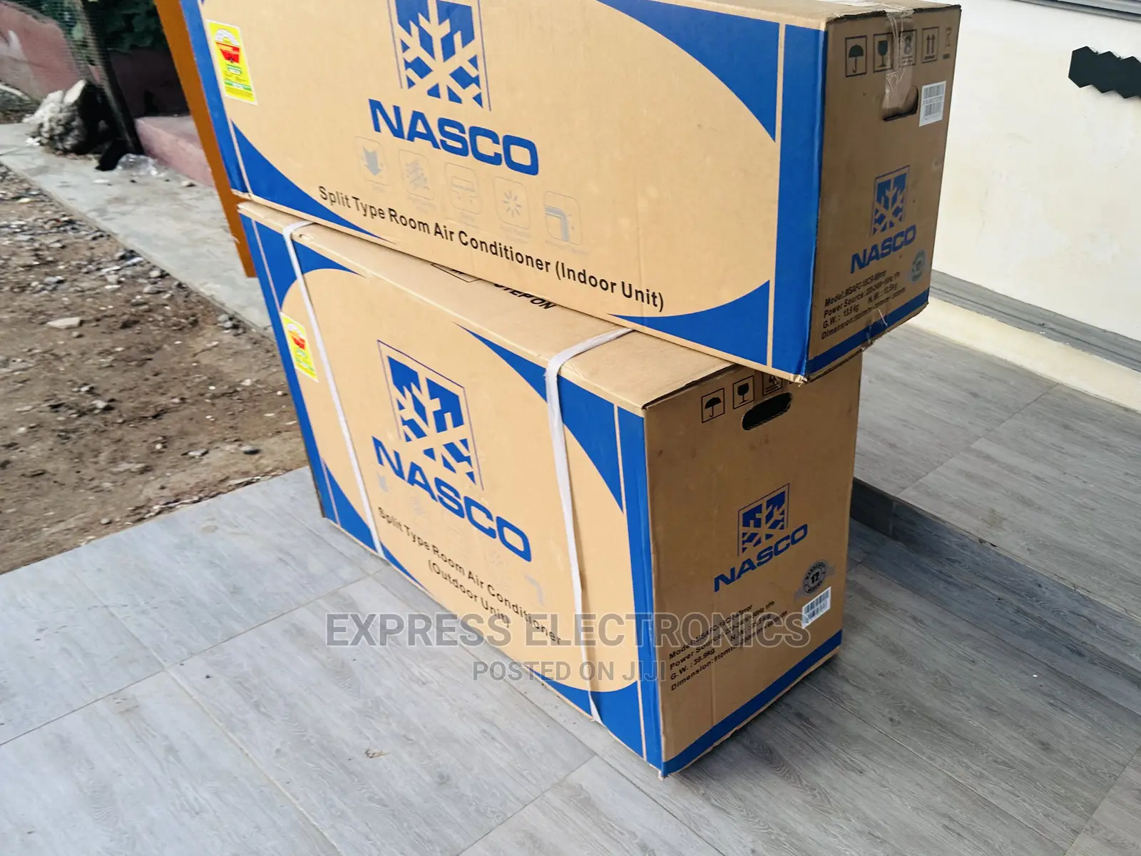 1.5hp Split Nasco White AC AUTO BLOW FUNCTION