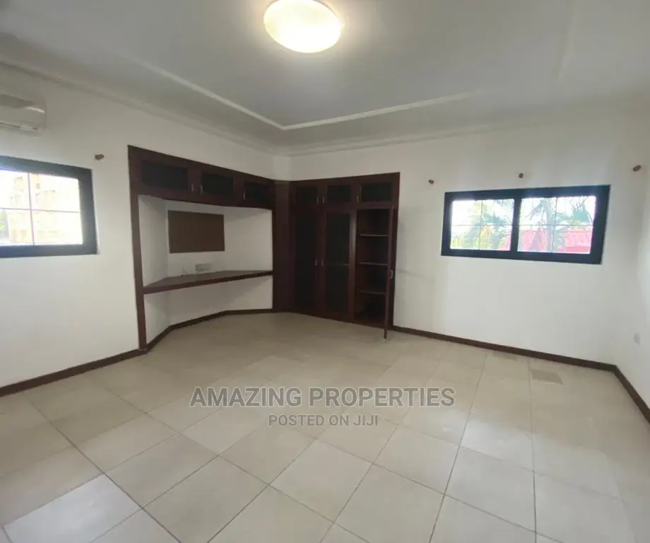 4bdrm House in Abelemkpe for rent