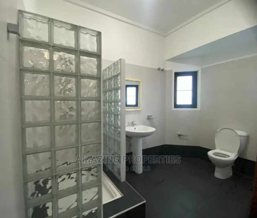 4bdrm House in Abelemkpe for rent
