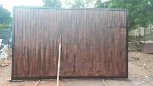 Cf Wooding Metal Gate