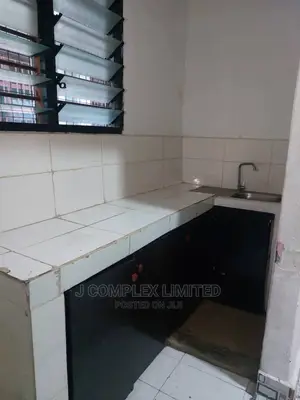1bdrm Apartment in Osu Ako Adjei for rent