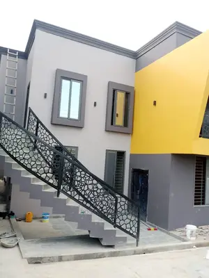 6bdrm Mansion in Pokuase New Road, Ablekuma for sale