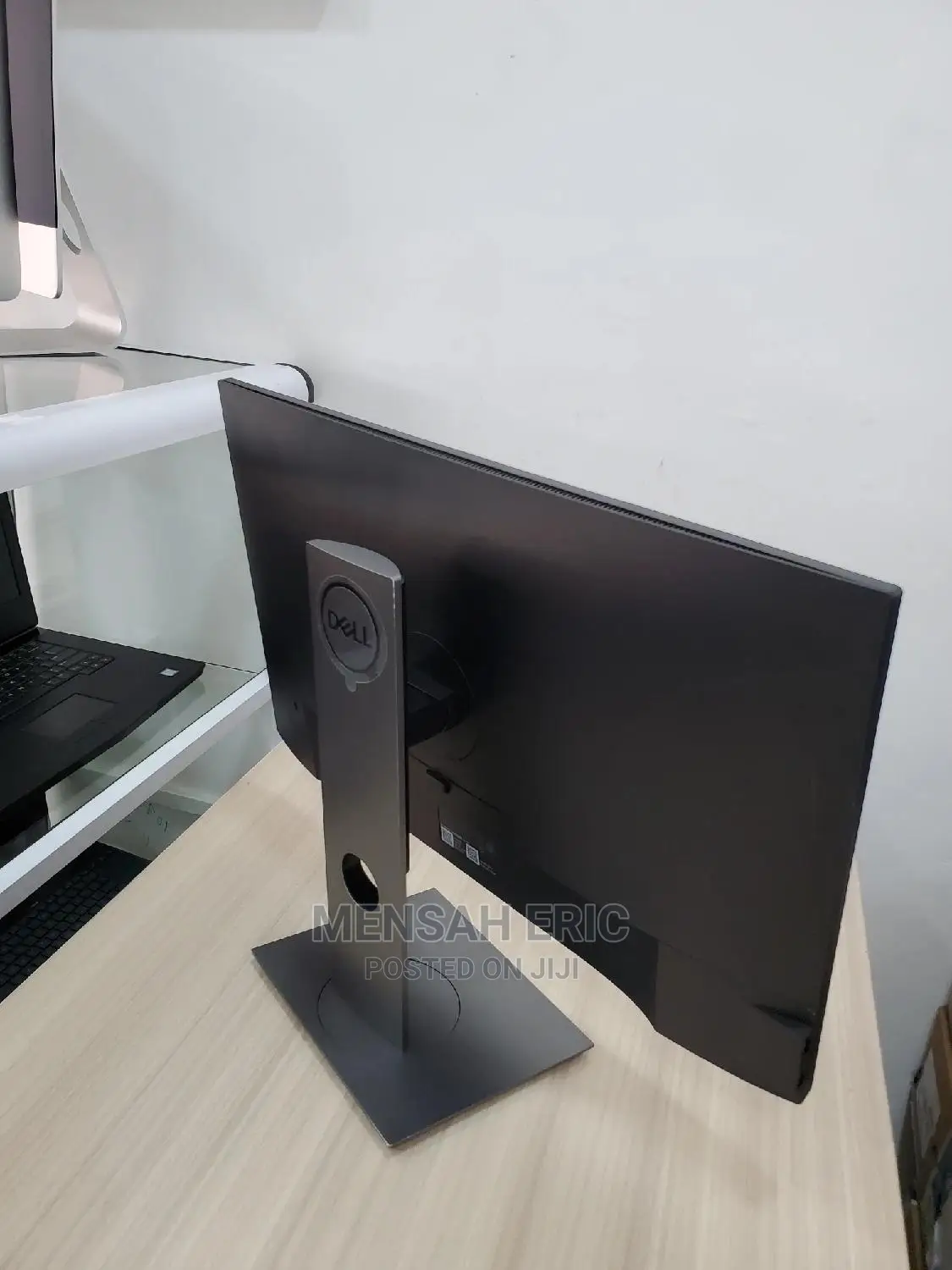 24"Inches Dell Edgeless Moniitor