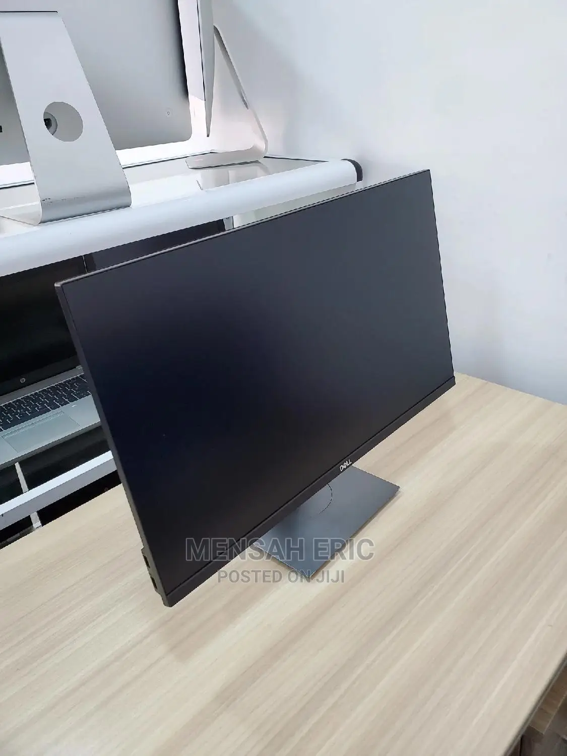 24"Inches Dell Edgeless Moniitor