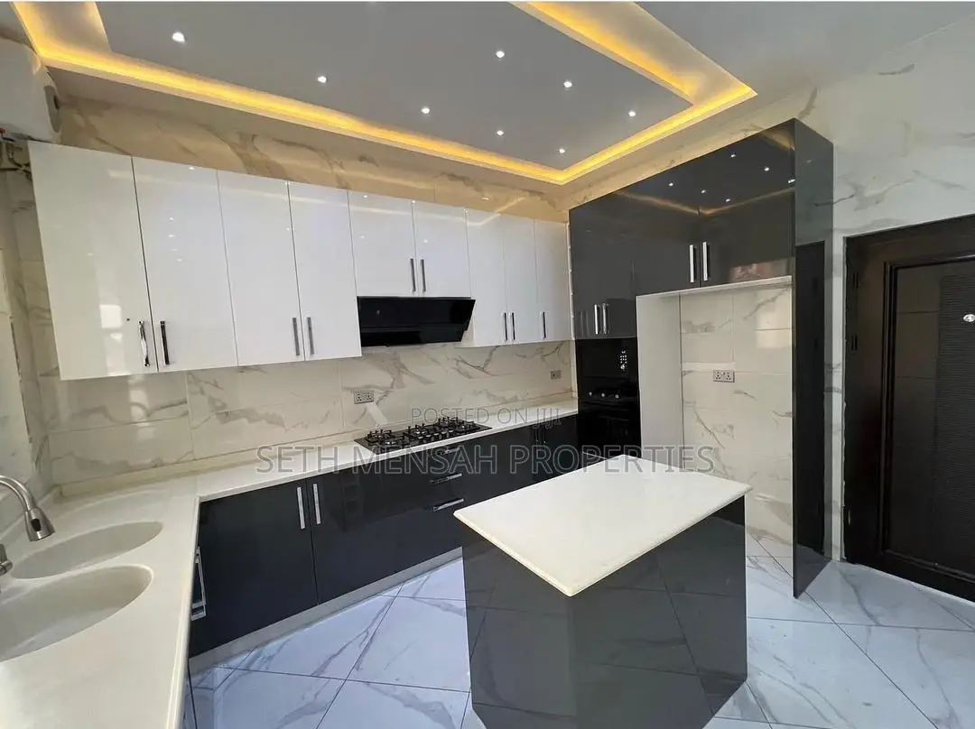 Furnished 4bdrm House in East Legon for sale