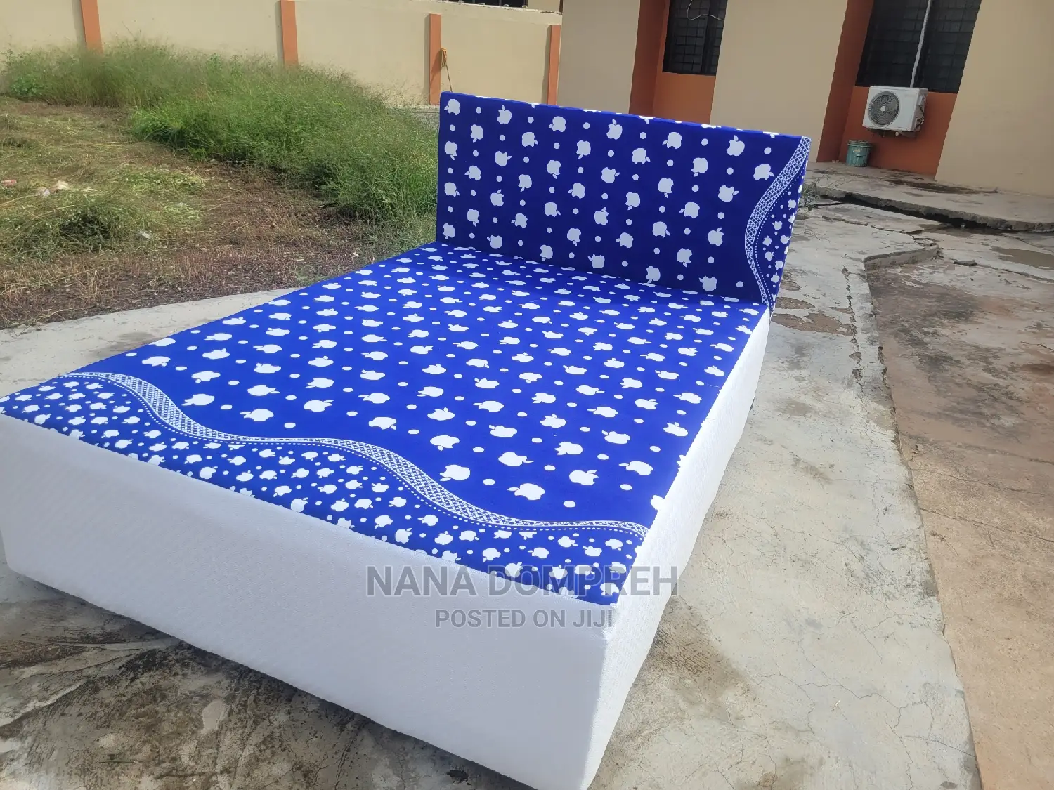 Inbuilt Double Bed