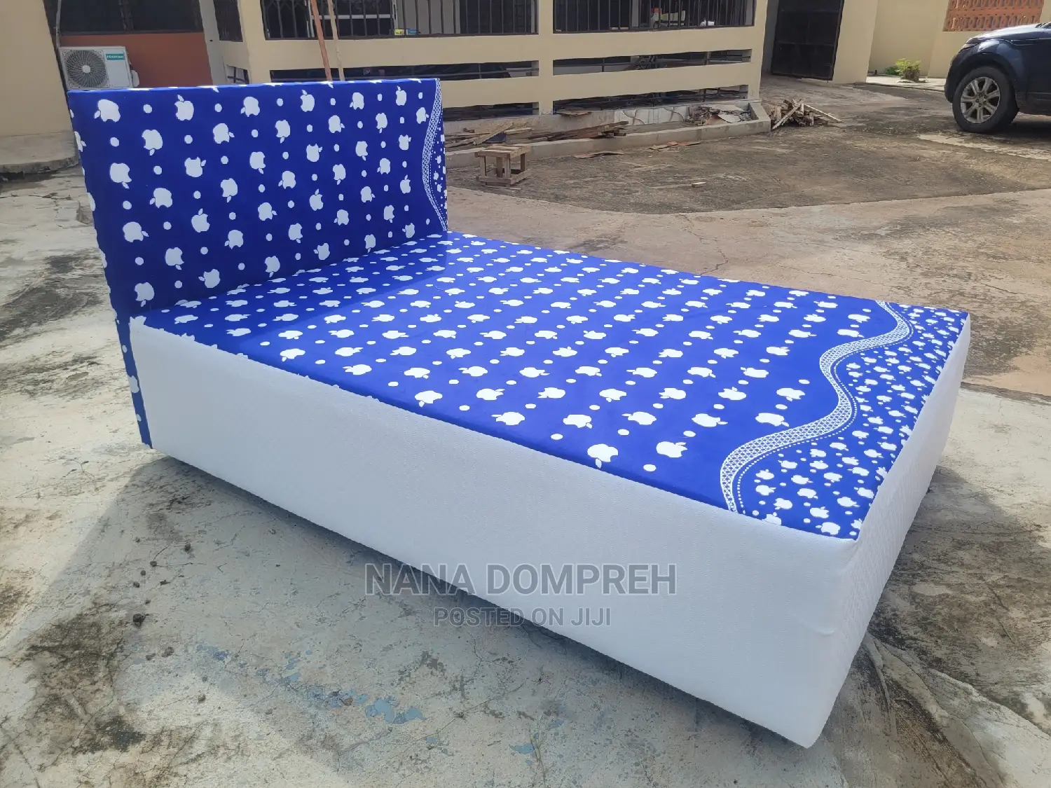 Inbuilt Double Bed