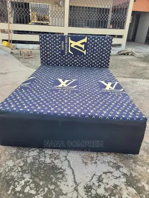 Inbuilt Double Bed