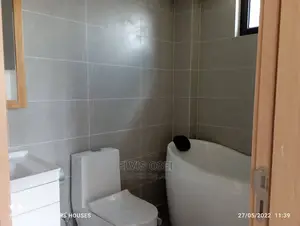 5bdrm House in Adjiringanor, East Legon for sale