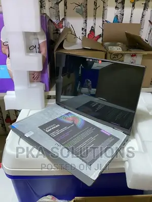 New Laptop Lenovo 8GB Intel Core I3 SSD 128GB