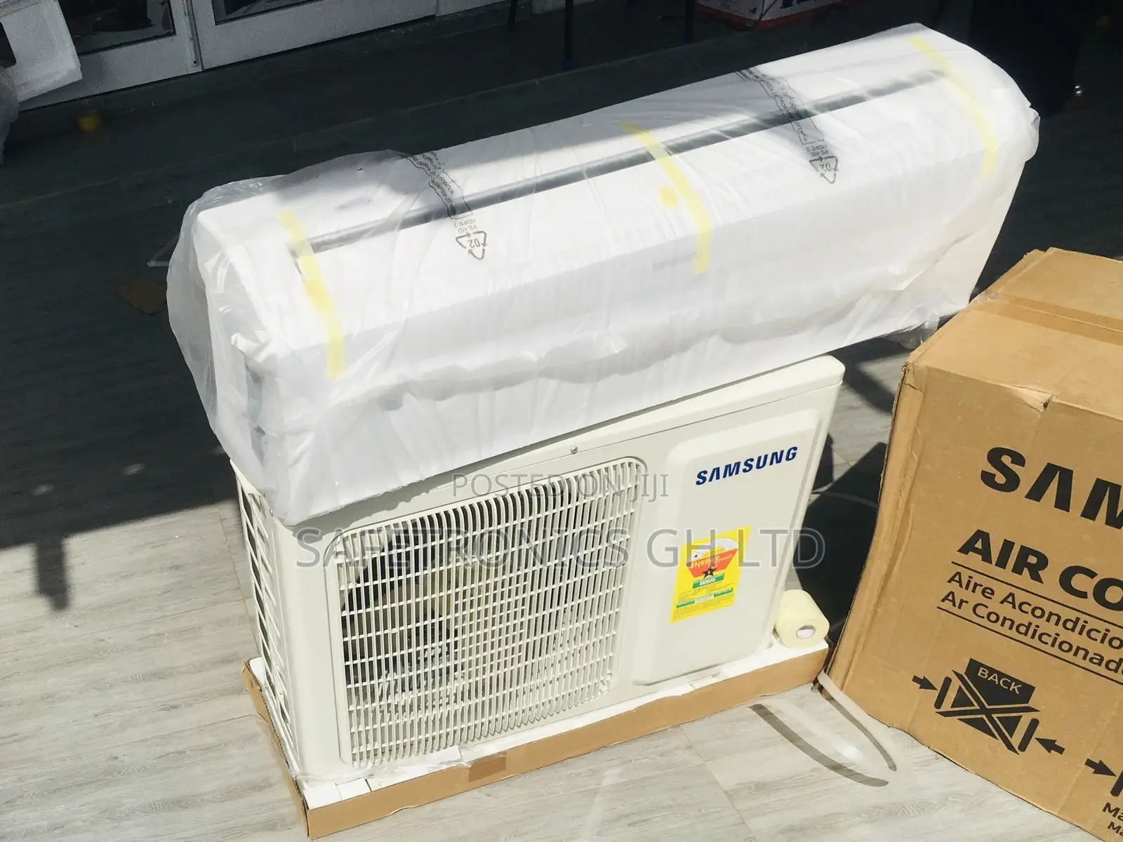 Enjoy a Cool Fasting 2.0hp Samsung Split Airconditioner R410