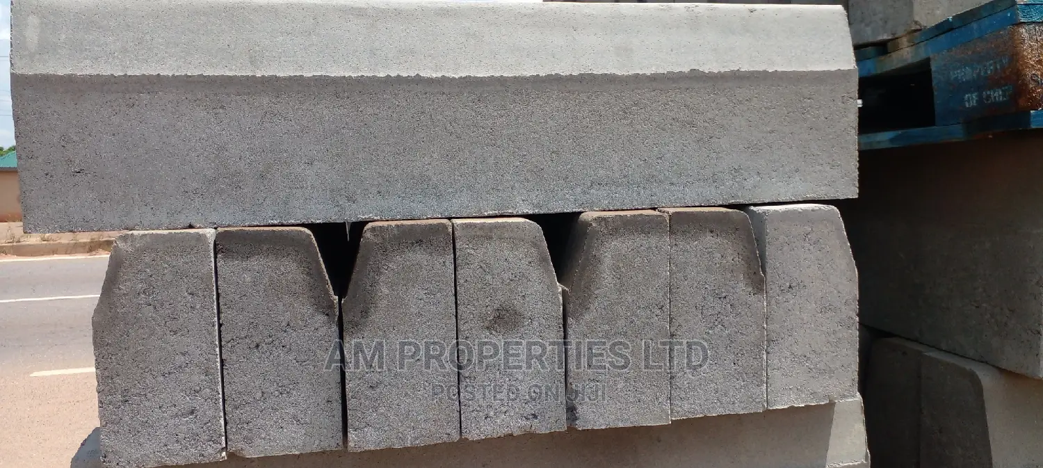 Quality Garden/ Roadside Kerbs for Sale