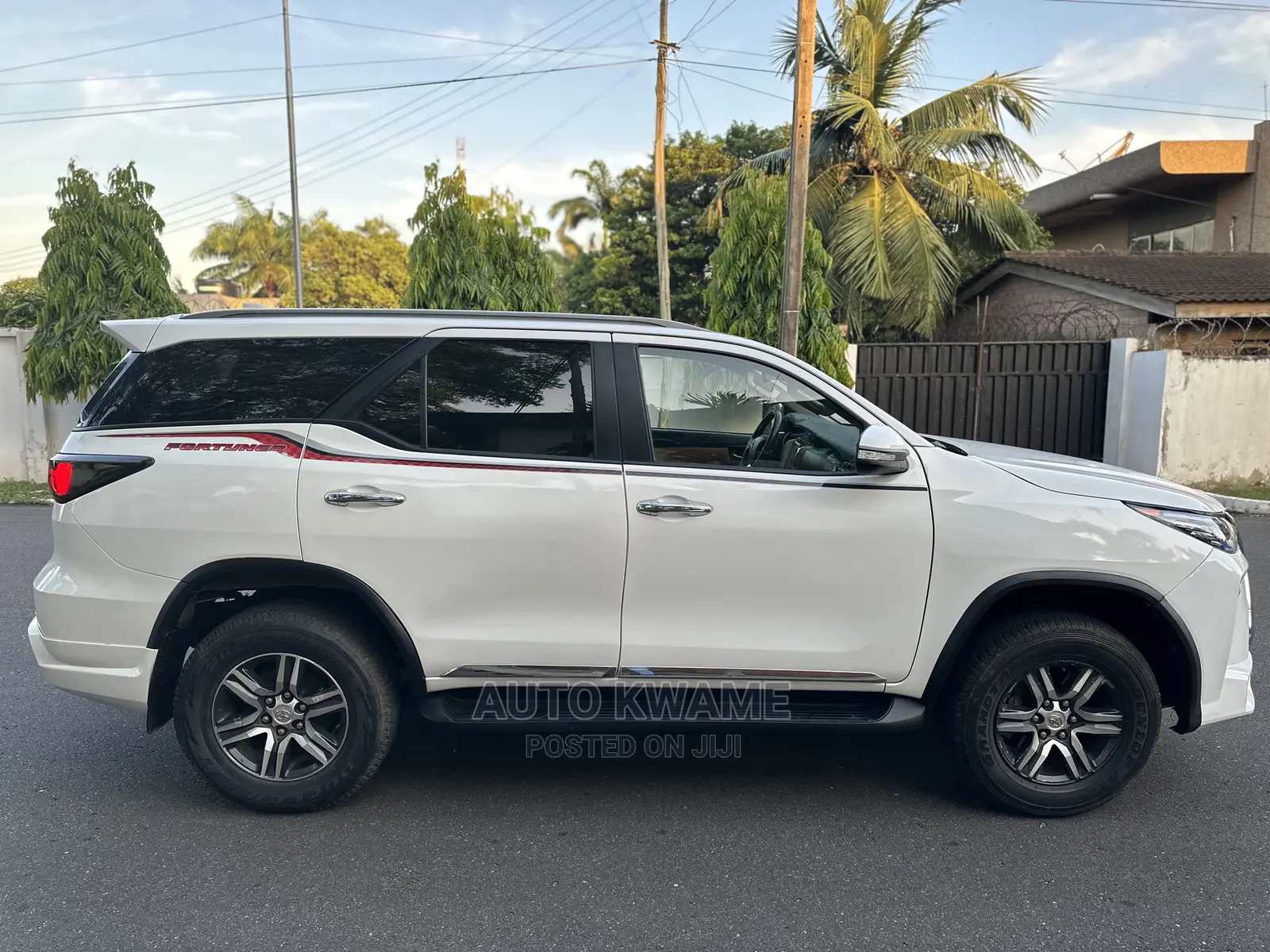 Toyota Fortuner 2.7 AWD 2016 White