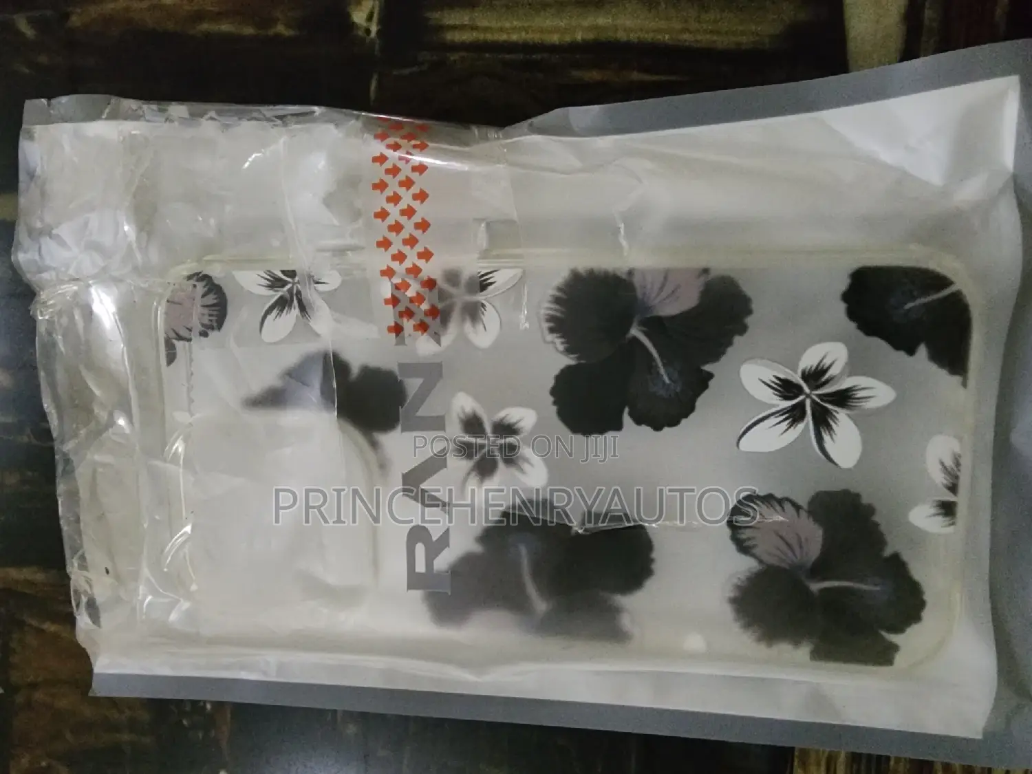 RANZ iPhone 13 Pro Case, Hibiscus Flower