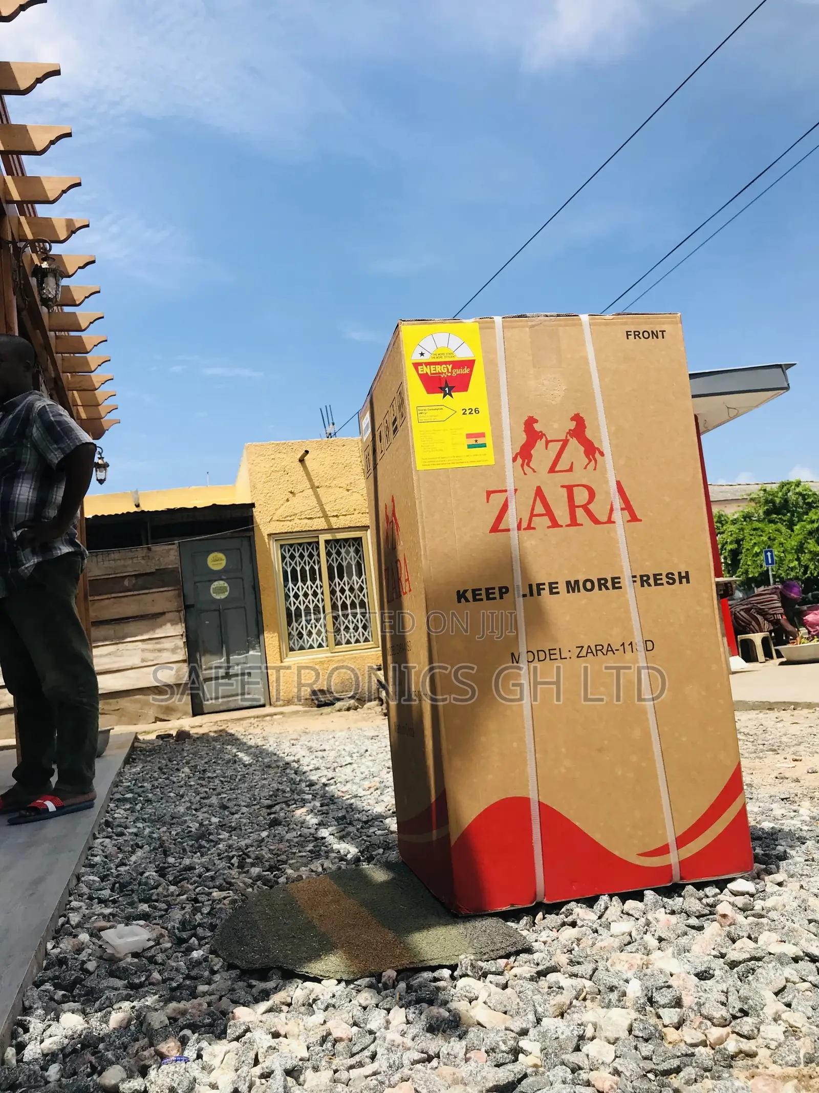 Tabletop Zara 82L Singledoor Refrigerator at a Cool Price 