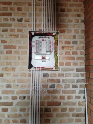 Qualified Electrician