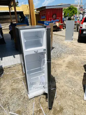 240BF,Energy Sufficient Zara Top Freezer Fridge(201ltr).
