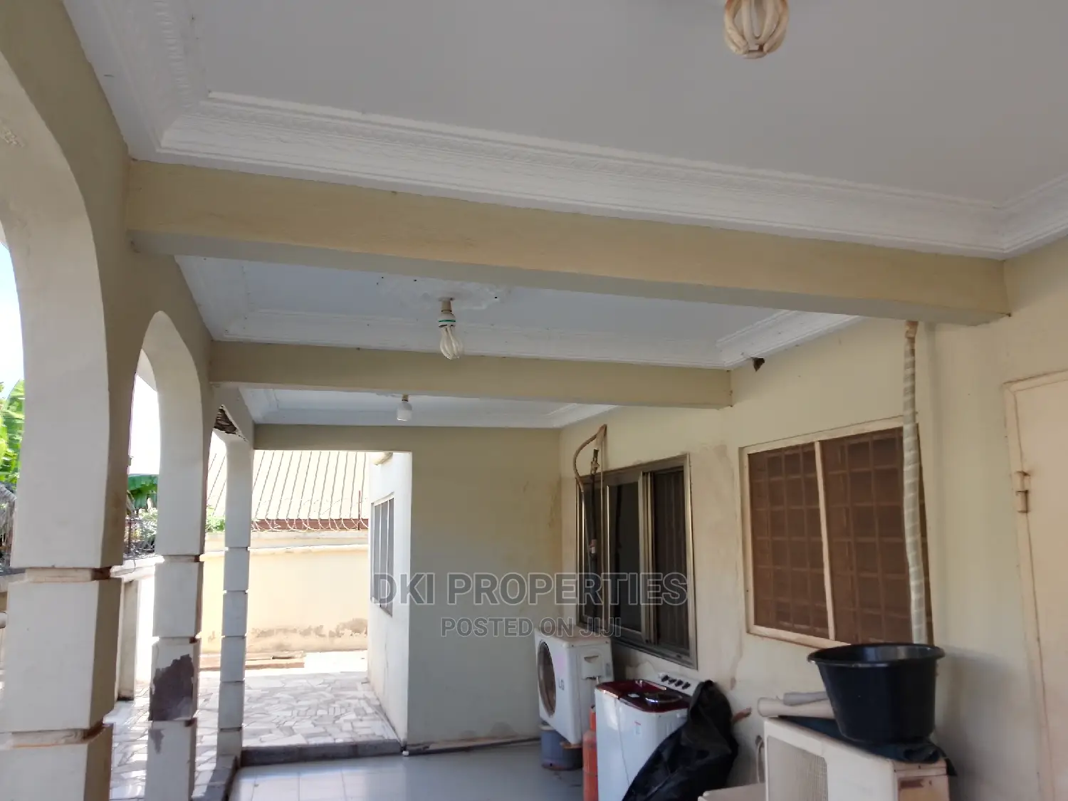5bdrm House in Dki Properties, Adenta for sale