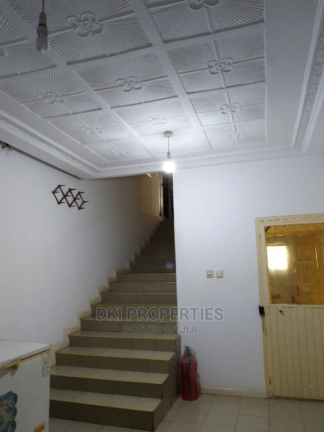 5bdrm House in Dki Properties, Adenta for sale