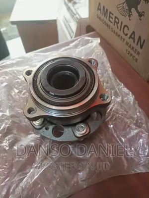 HYUNDAI Santa Fe Front Hub