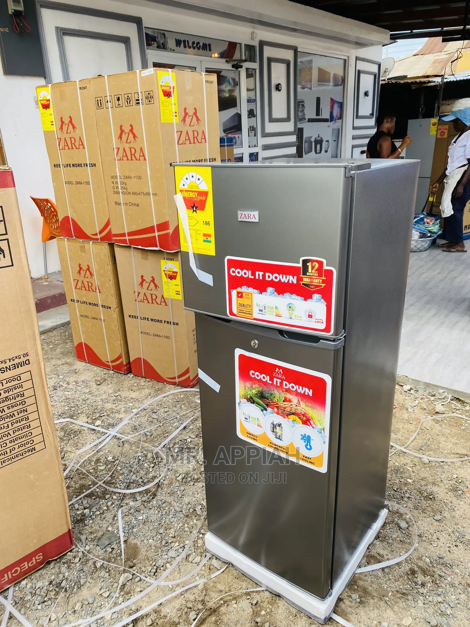Quality Yet Affordablezara Topfreezer Fridge Available(138L)