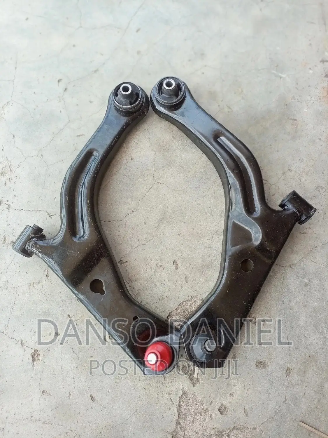 Ford Escape 05-08 Lower Arm Control