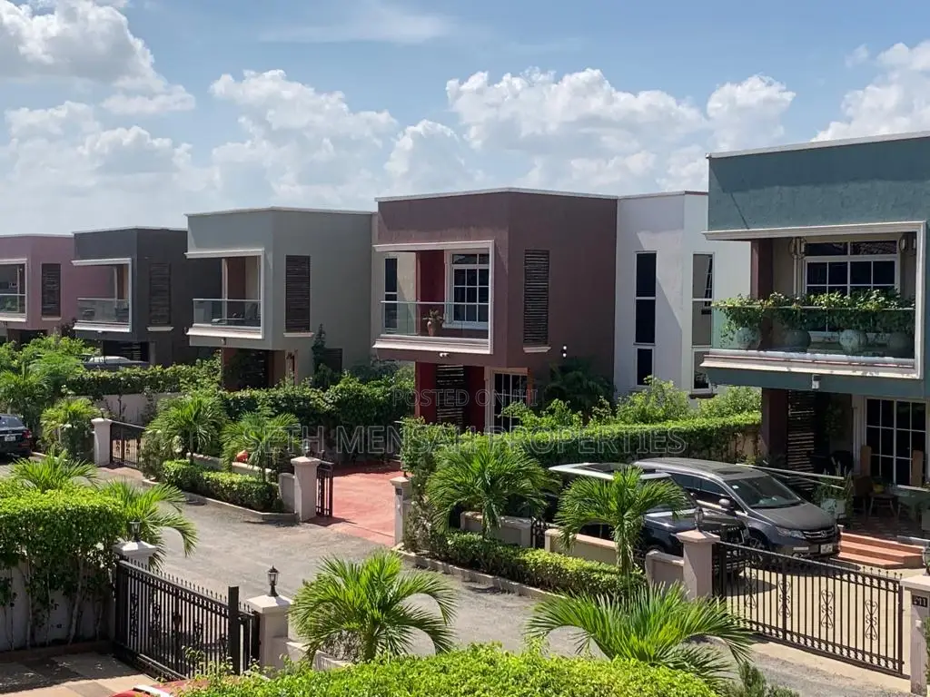 4bdrm House in Skm, Pillar 2 for rent