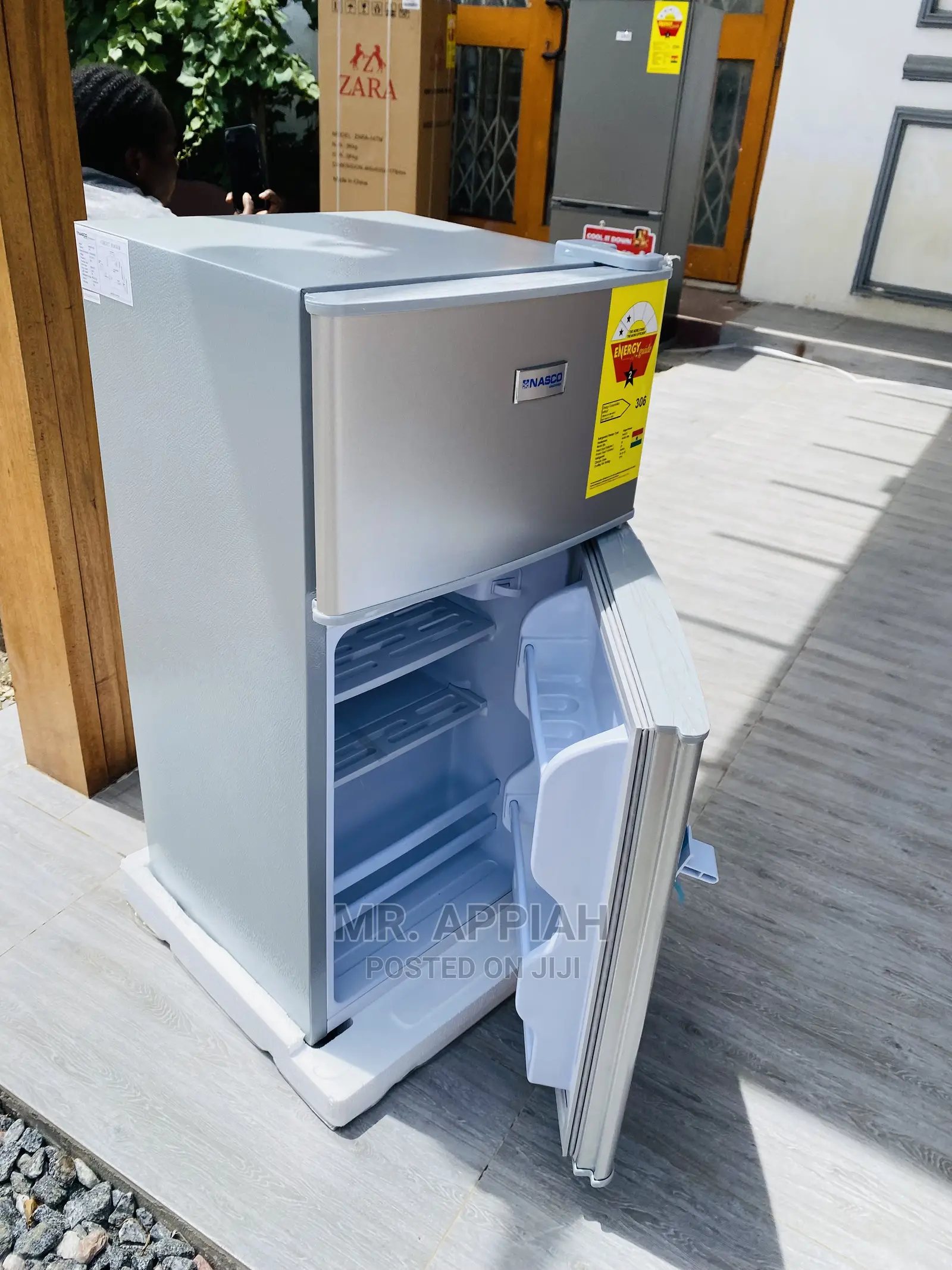  Nicely(Nasf2-10)80ltr Top Freezer Fridge.