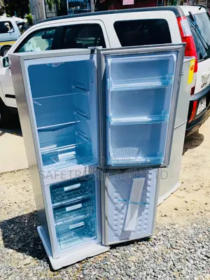 Bottomfreezer Doubledoor Nascof2-18fl Refrigerator 