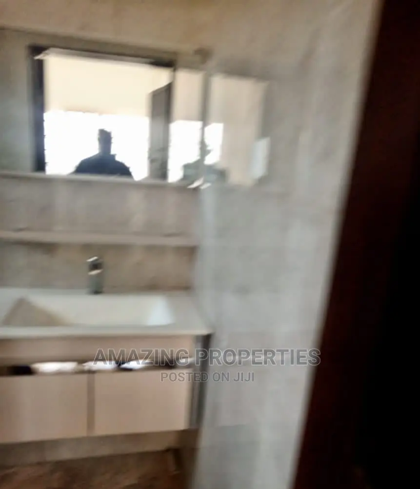 4bdrm House in Spintex for rent