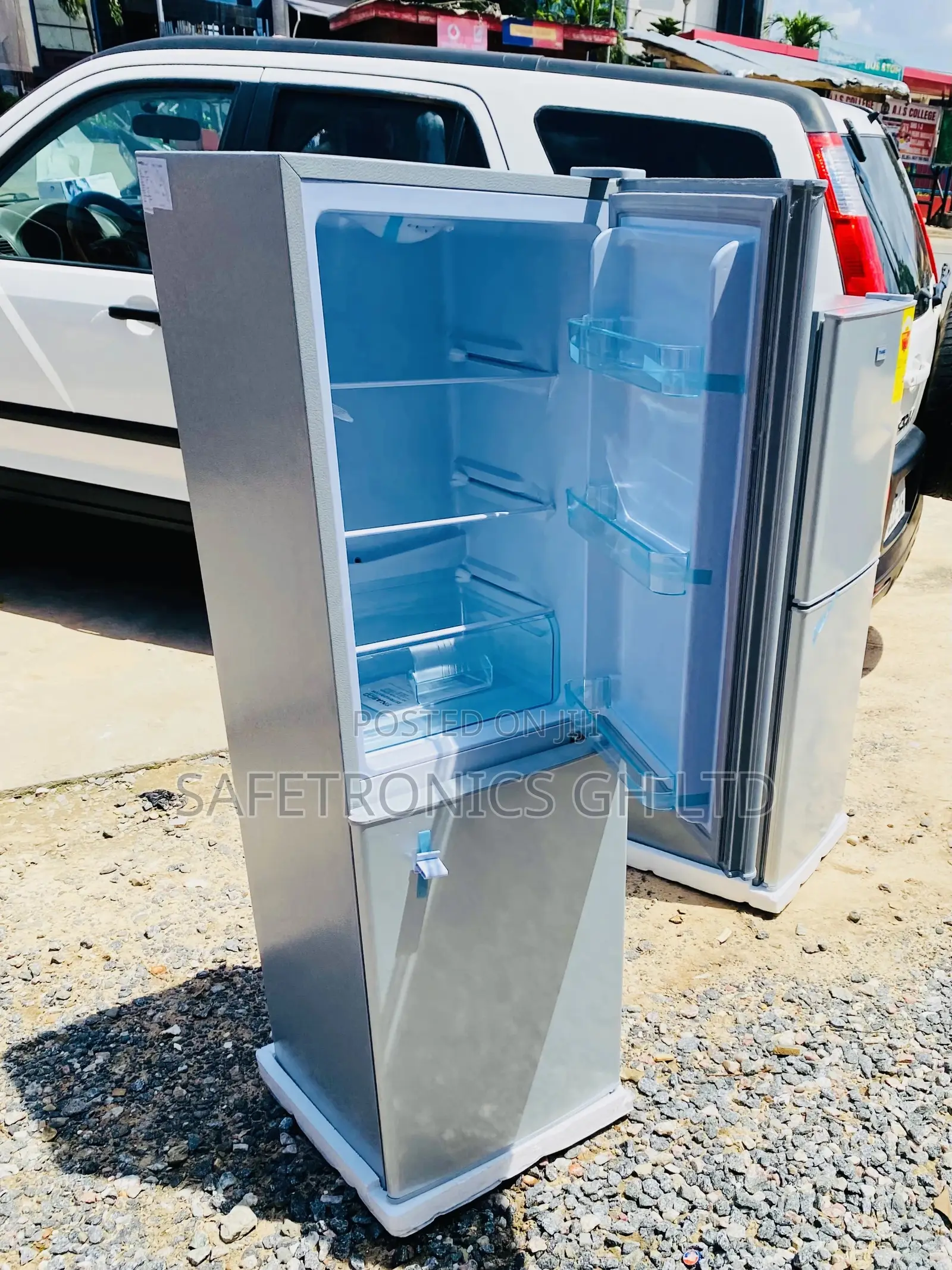 Low Noise Refrigerator Bottomfreezer 2 Doors Nascof2-18fl 