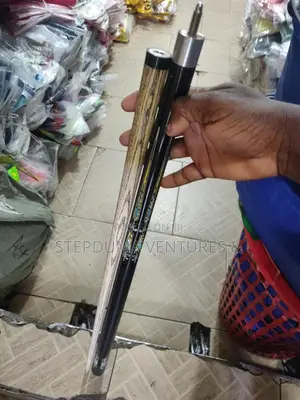Screw Adjusted Snooker Cue Stick