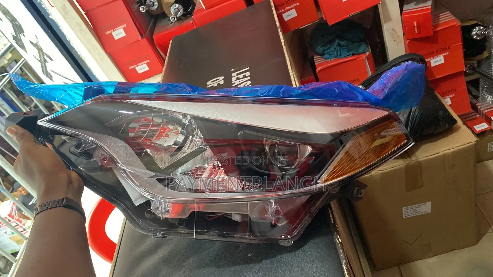 Original Headlights Available for All Kinds of Cars