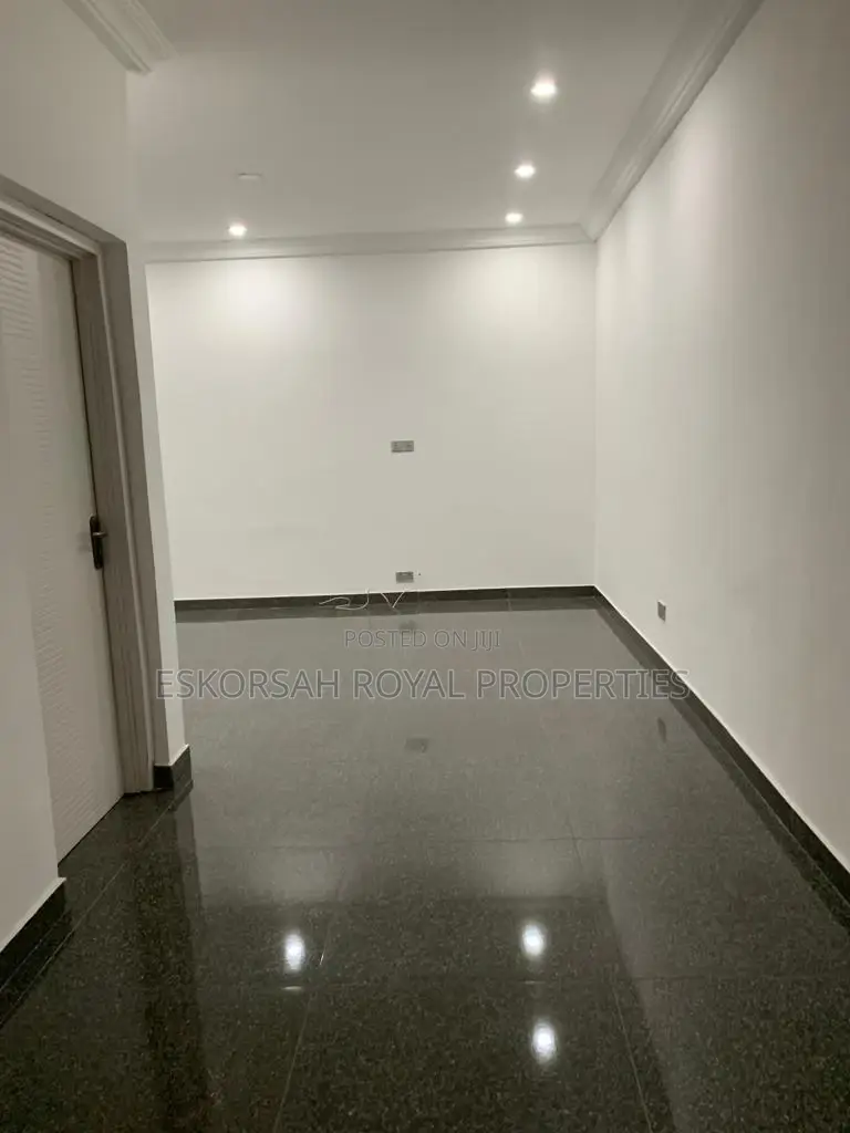 2bdrm Apartment in East Legon Ability for rent