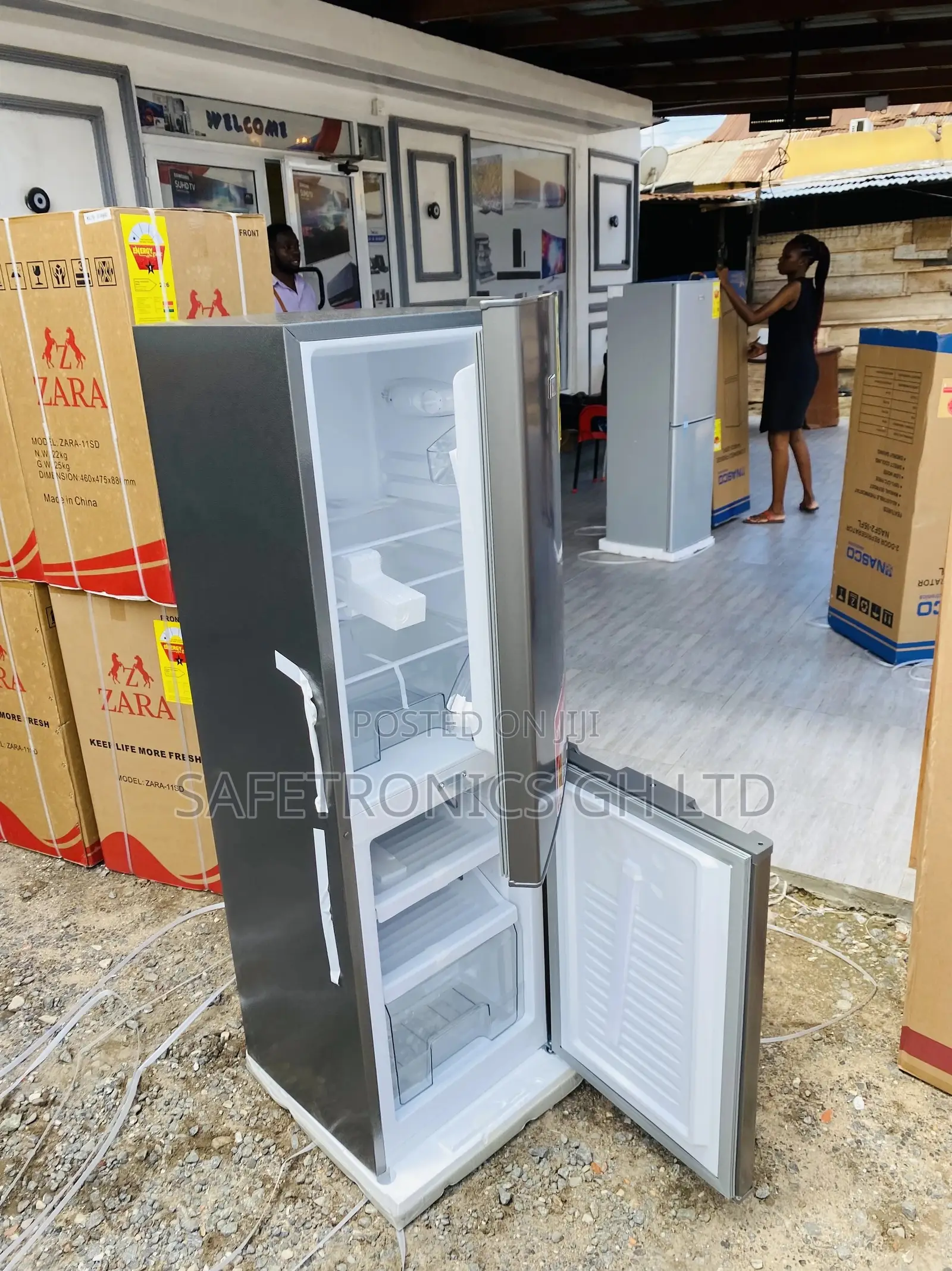 Essential Zara-240bf Bottomfreezer Doubledoor Fridge 