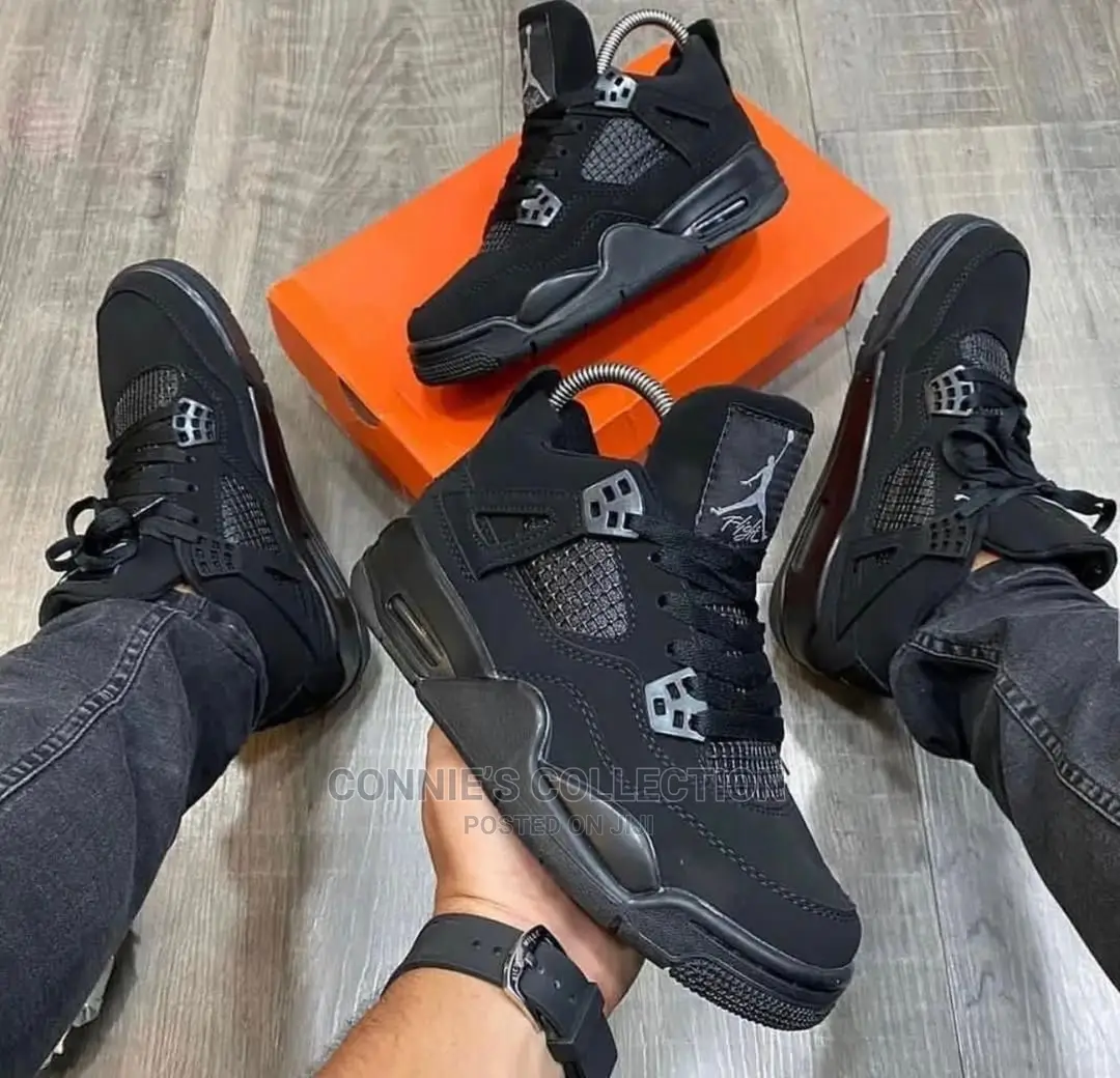Air Jordan 4 Retro "Black Cat”