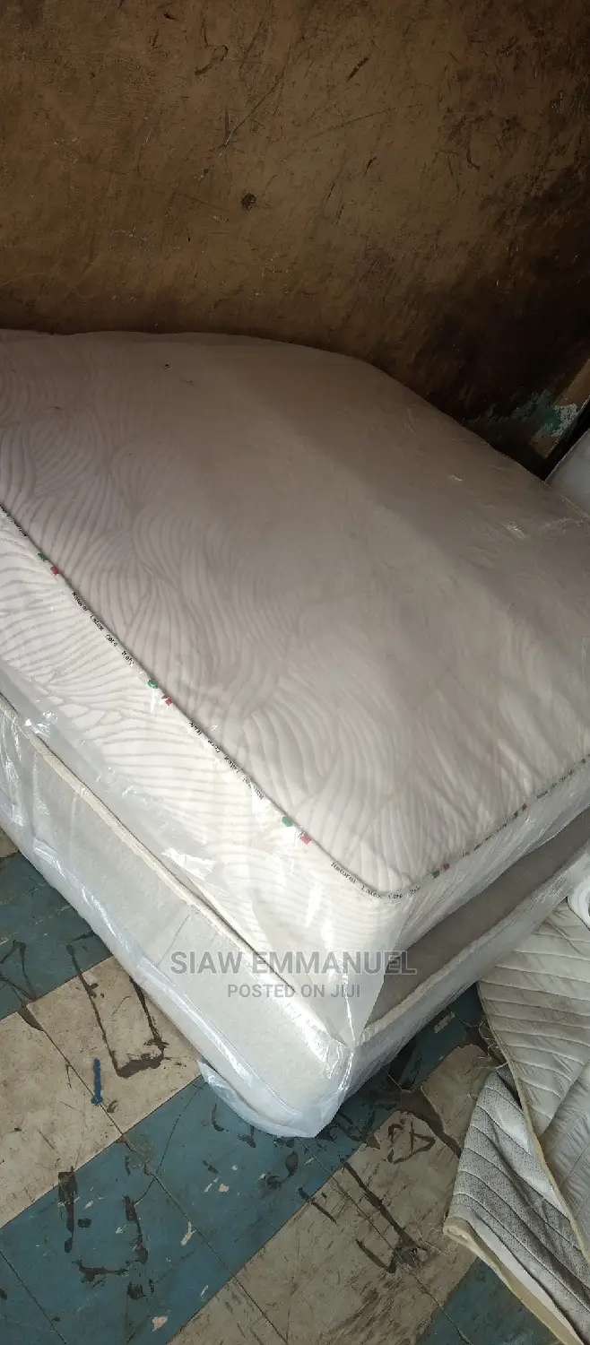 60/80 Queen Size Mattresses Going for Low Prices