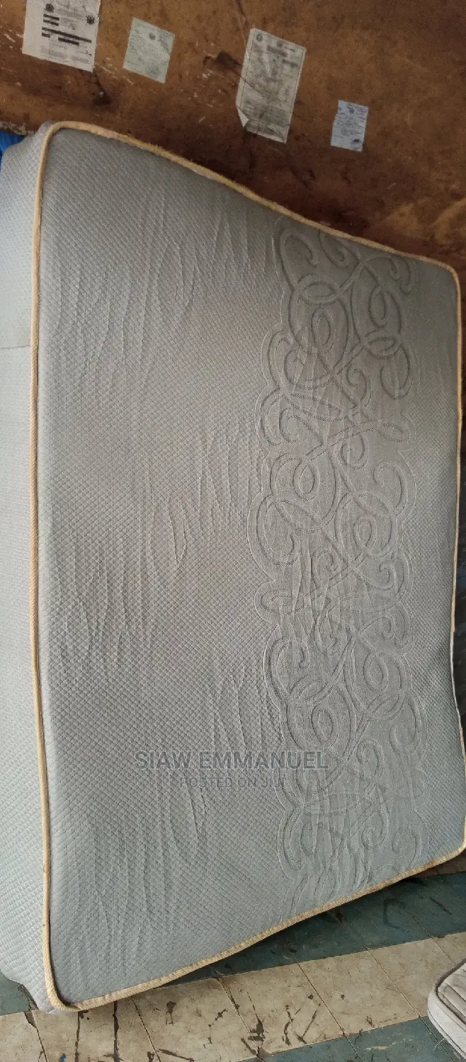 60/80 12 Inches Queen Size Mattresses for Sale