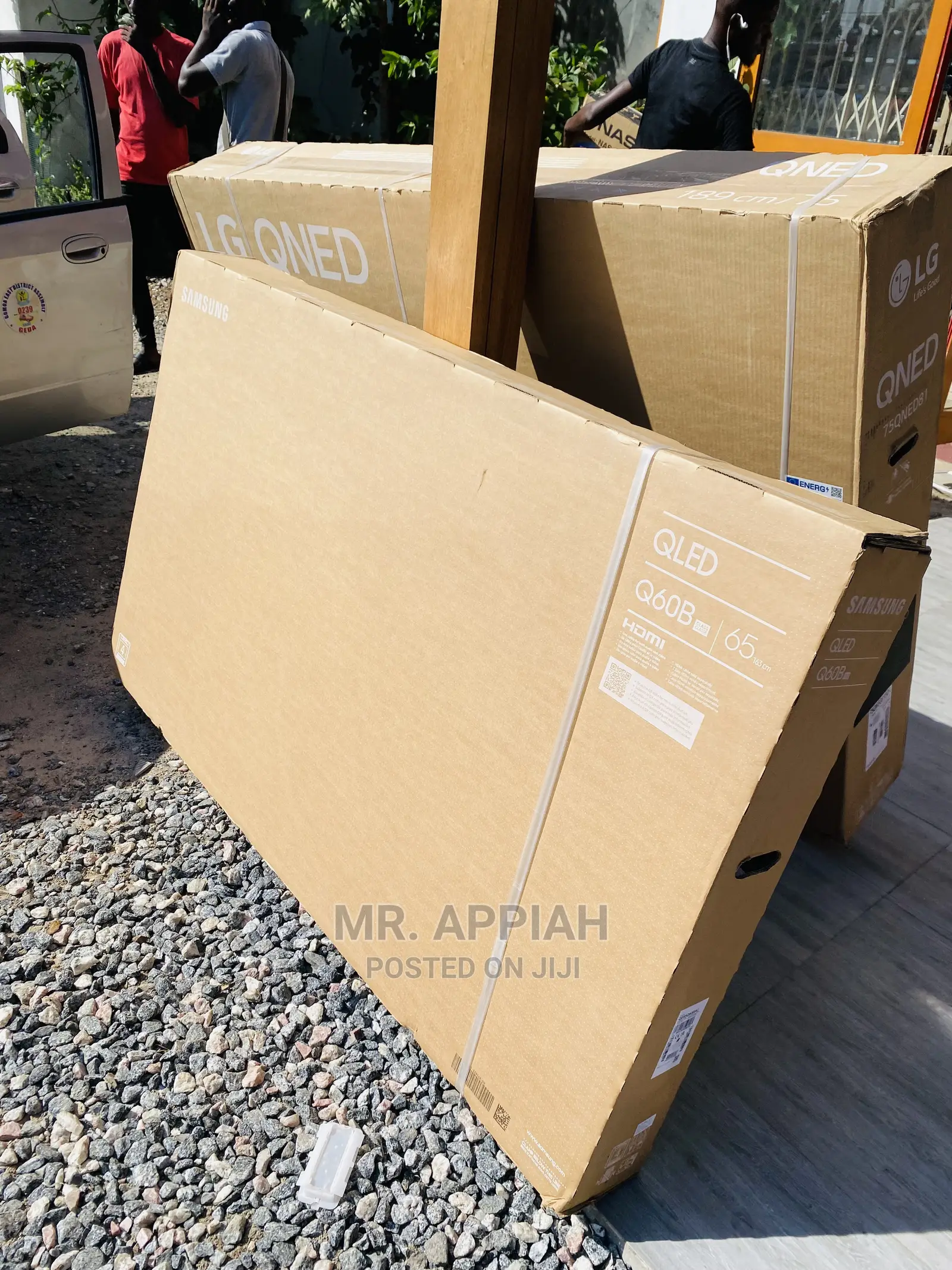 65Q60A,Authentic Samsung 65 QLED Smart Tv at Best Price