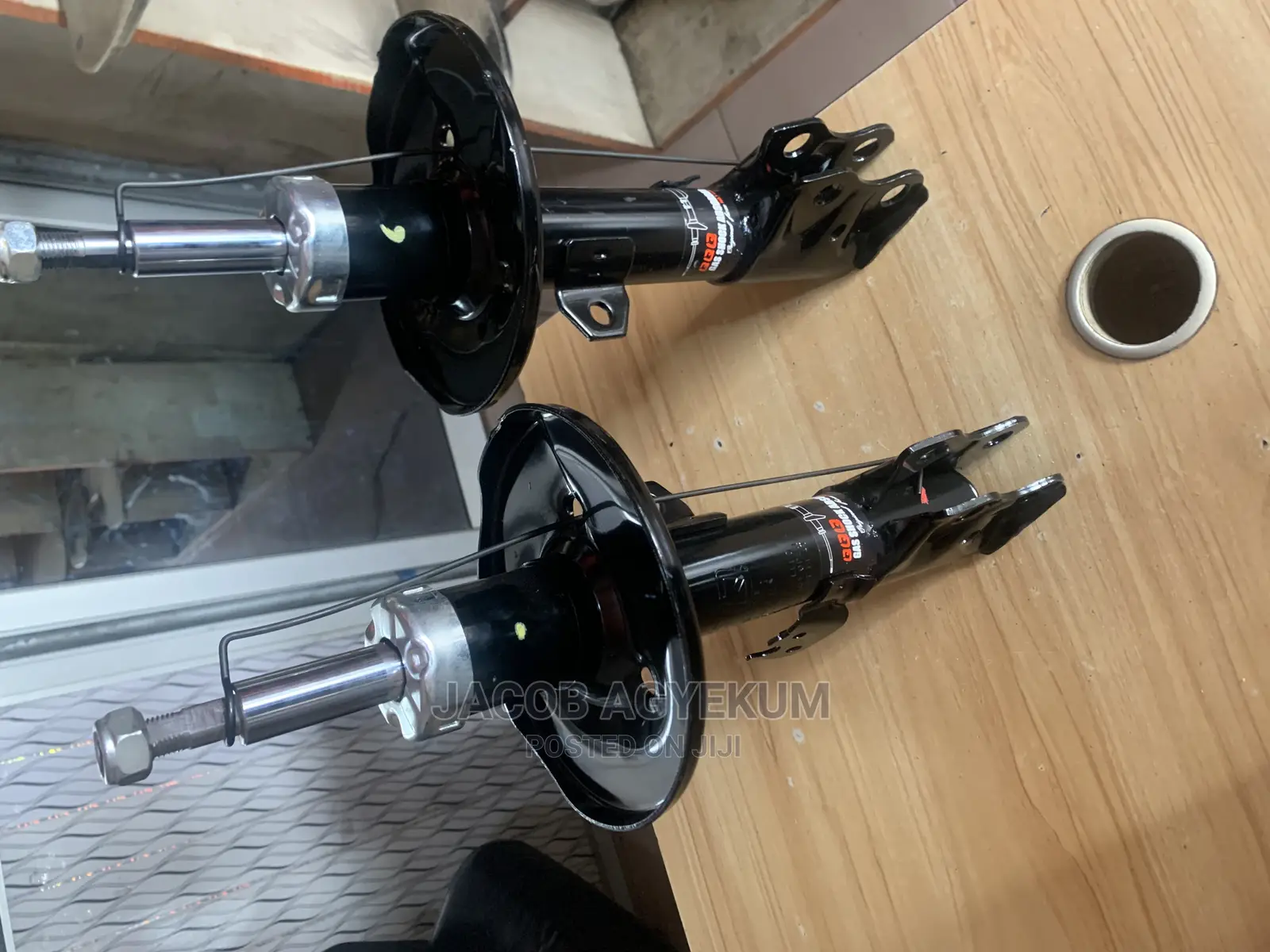 Toyota Corolla Front Shocks Absorber 2014/7