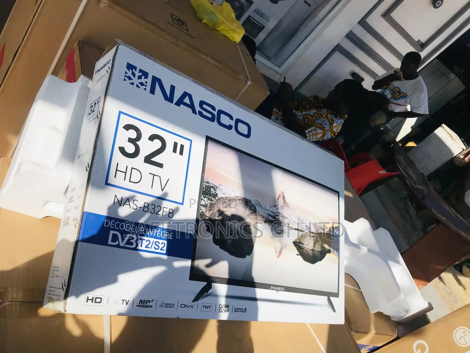 Nasco Clear LED 32 Inches Glossy Digital Tv