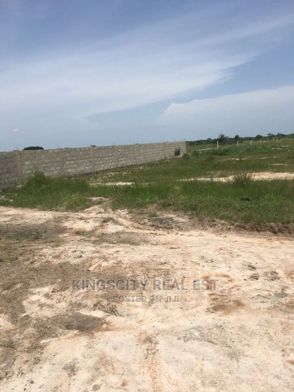 //Serenity Secure Land at Ningoprampram' (The Dwellys Court)